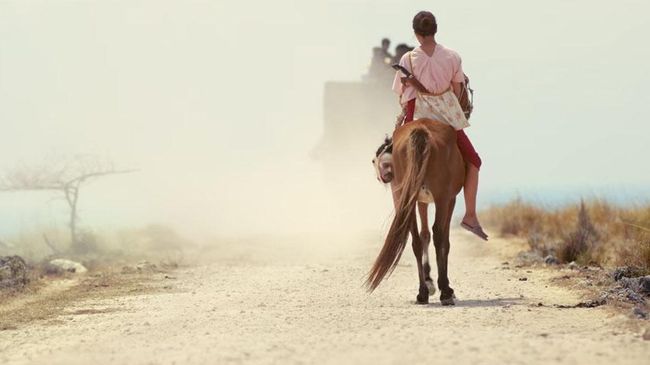 'Marlina si Pembunuh dalam Empat Babak' yang dibintangi Marsha Timothy tayang perdana secara terbatas di bioskop Amerika mulai Jumat (22/6) kemarin.