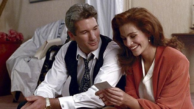 Sejumlah film komedi romantis legendaris bisa menjadi pilihan untuk menemani akhir pekan di rumah selama masa pandemi Covid-19.