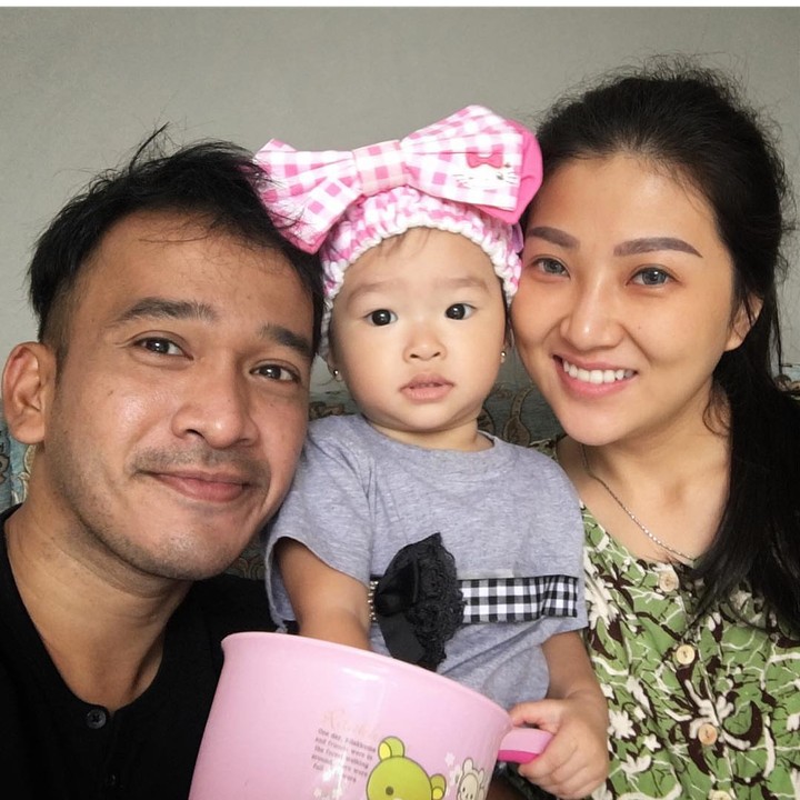 <p>Kompak dalam kesederhanaan dan kebersahajaan. Bahagia terus ya. (Foto: Instagram/@ruben_onsu)</p>