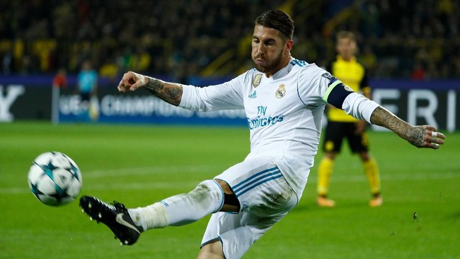 Sergio Ramos buka suara terkait kontroversi 'handball' saat membela Real Madrid lawan Borussia Dortmund. Ia mengaku tak sengaja menyentuh bola dengan tangannya.