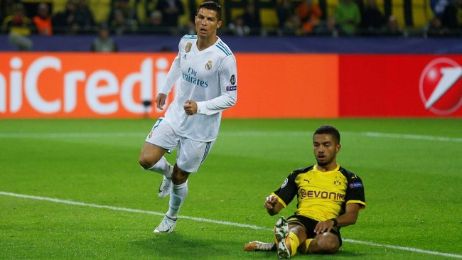 Cristiano Ronaldo sukses mencetak dua gol di pertandingan ke-400 bersama Real Madrid. Statistik luar biasa pun muncul seiring laga ke-400 Ronaldo.