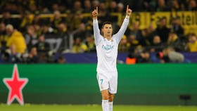 Dua Gol Ronaldo Warnai Kemenangan Madrid atas Dortmund