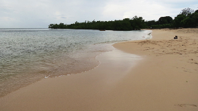Tengok Pantai Pasir Putih Atapupu