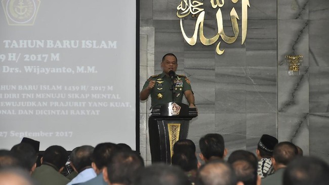 Pakar komunikasi politik dari Universitas Indonesia Effendi Ghazali menilai ada sejumlah isu yang dilontarkan Jenderal Gatot Nurmantyo terkait Pilpres 2019.
