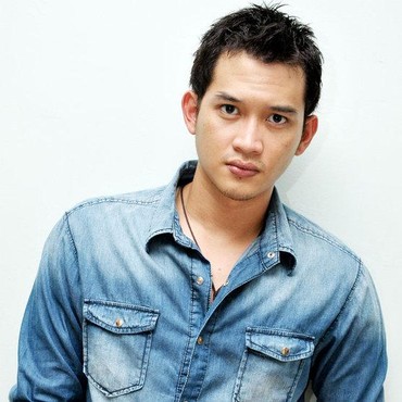 Tak Bisa Hadirkan Saksi Ahli, Rezky Aditya Pilih Akui Anak Wenny Ariani?