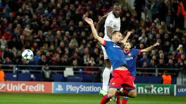 Manchester United tampil beringas saat bertandang ke markas CSKA Moskow dalam lanjutan Liga Champions di VEB Arena, Moskow, Rabu (27/9).