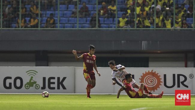 Sempat Unggul 2-1, Bhayangkara Dikalahkan FC Tokyo 4-2 Bhayangkara FC sempat unggul 2-1 di babak kedua, namun laga ditutup dengan kemenangan FC Tokyo 4-2 di Stadion Utama GBK.