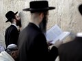 Hindari Virus Corona, Israel Larang Warga Bersalaman