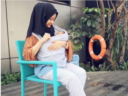 Lepas IUD yang Dipakai 7 Tahun, Bunda Ini Hamil 'Bertubi-tubi'