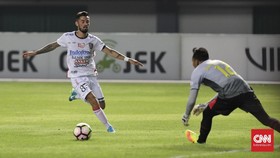 Guyonan Winger Bali United Soal Insiden Lilipaly-Comvalius