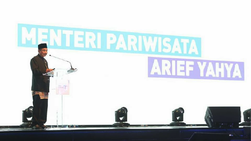 Pembukaan Rapat Koordinasi Nasional Kepariwisataan III Tahun 2017 berlangsung heboh, seru, dan sukses.