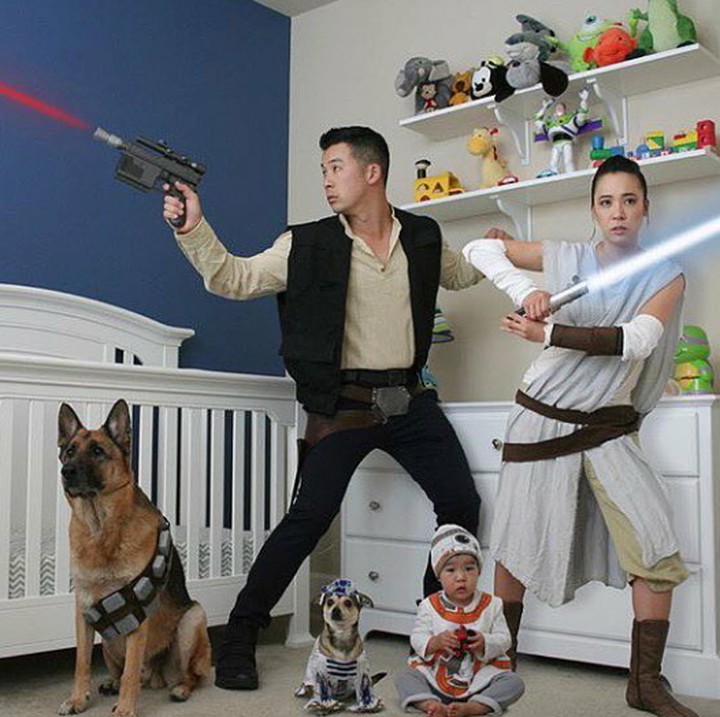 <p> Kalau ada pedang dari laser, apa lagi kalau bukan bertema Star Wars. (Foto: Instagram @thedunderboy)</p>