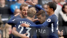 Tottenham Hajar Huddersfield 4-0