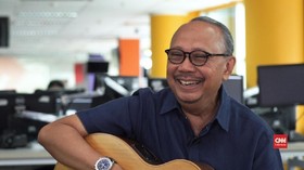 VIDEO: Intim Tiga Menit Bersama Ebiet G. Ade