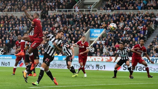 Liverpool yang sempat memimpin atas Newcastle United gagal membawa pulang tiga poin. Dalam enam laga beruntun Liverpool tidak pernah mencatatkan 'clean sheet'