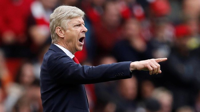 Mengenai keributan yang terjadi, Wenger menganggapnya sebagai bentuk budaya yang tercipta di Inggris.