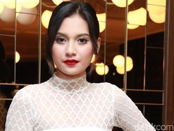 Ibunda Doakan Pernikahan Indah Permatasari dan Arie Kriting Hancur