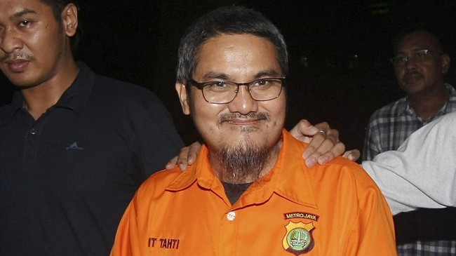 Hakim PN Jakarta Selatan yang memutus praperadilan Jonru menganggap penetapan tersangka terhadap Jonru telah memenuhi syarat.
