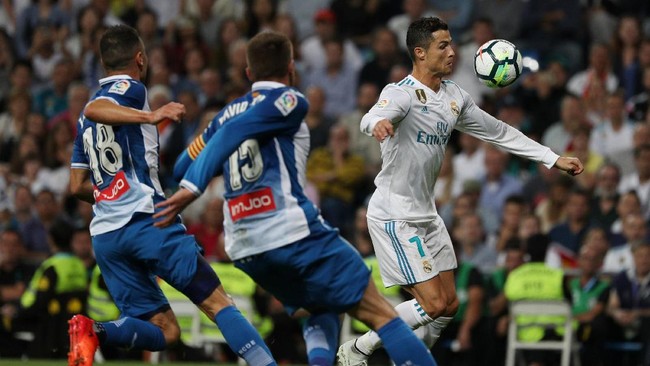 Real Madrid mengalahkan Espanyol di pekan ketujuh La Liga Spanyol. Cristiano Ronaldo gagal mencetak gol dan hanya mencetak assist di laga ini.