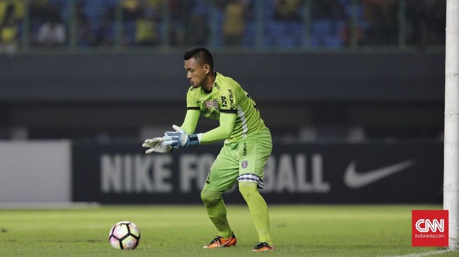 Kiper Bali United, Wawan Hendrawan, dipanggil Timnas Indonesia untuk menghadapi UEA dan Vietnam di Kualifikasi Piala Dunia 2022.