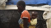FOTO: Korban Boko Haram yang Terlunta di Tanah Sendiri Para pengungsi internal yang kehilangan tempat tinggal karena pergerakan militan Boko Haram mesti rela terlunta di tanah sendiri.