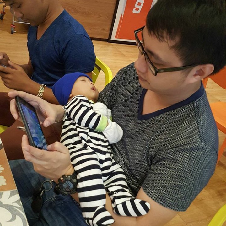 <p> Waduh, hati-hati si kecil tergelincir, Yah. (Foto: Instagram @abysangalang)</p>