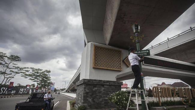 Pansus Perubahan Nama Jalan DPRD Kota Surabaya akan memanggil warga untuk dimintai persetujuan soal nama jalan Sunda dan jalan Prabu Siliwangi.
