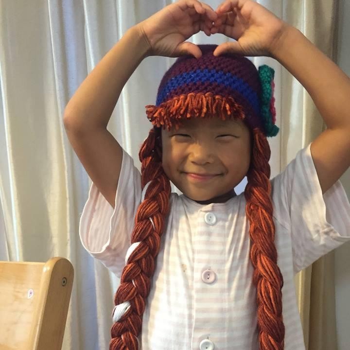 <p>Yang dilakukan Holly mengingatkan kita untuk tidak berhenti berbuat kebaikan. (Foto: Facebook/magicyarnwigs)</p>