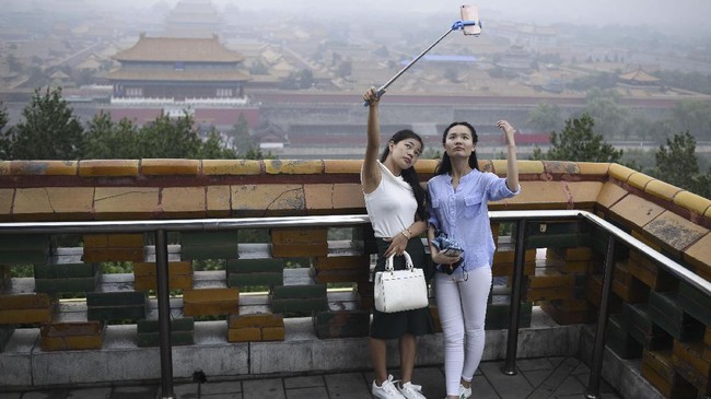 Populasi Beijing dan Shanghai turun untuk pertama kalinya dalam 20 tahun terakhir.