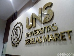 UNS Surakarta Rekrut 91 Dosen Tetap Baru, Cek di Sini