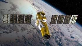 Pakar Singgung Proyek Boros Satelit Kominfo yang Disentil BPK