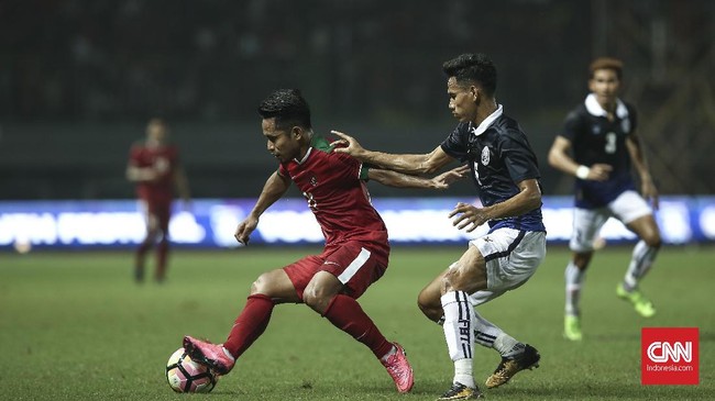 Pemain keturunan Indonesia, Sandy Walsh, mengomentari hasil uji coba Timnas Indonesia melawan Kamboja yang berakhir dengan skor 3-1, Rabu (4/10).