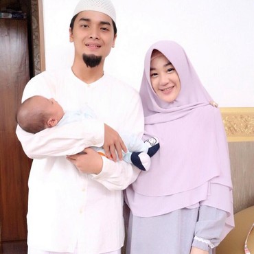 Ungkapan Rindu Larissa Chou di Setahun Berpulangnya Arifin Ilham