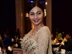 Ariel Tatum Bagikan Tips Biar Nggak Gampang Stres Selama di Rumah Saja