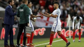 Performa Buruk Chamberlain Berlanjut di Timnas Inggris