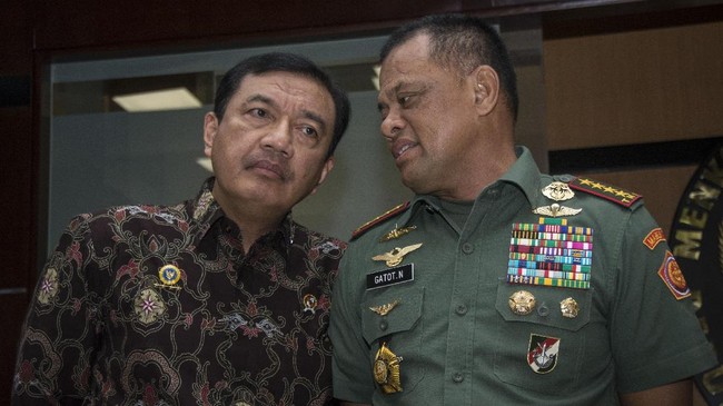 Hasil survei Poltracking menyebut elektabilitas Gatot Nurmantyo untuk jadi cawapres 13,2 persen. Sementara Budi Gunawan 2,3 persen.