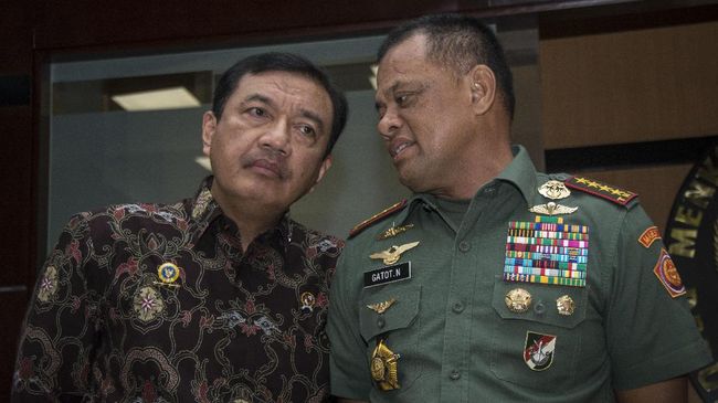 Survei: Gatot Tertinggi, Budi Gunawan Masuk Bursa Cawapres Hasil survei Poltracking menyebut elektabilitas Gatot Nurmantyo untuk jadi cawapres 13,2 persen. Sementara Budi Gunawan 2,3 persen.