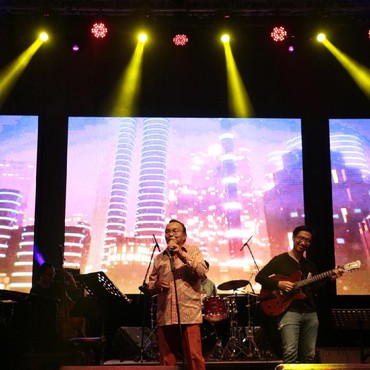 Penyanyi Senior Bob Tutupoly Tutup Usia