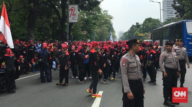 Kapolres Jakarta Pusat Kombes Suyudi Ario Seto mengatakan, skenario itu dilakukan untuk mencegah terjadi penumpukan kendaraan di kawasan itu.