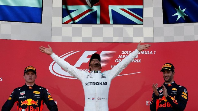 Pebalap Mercedes, Lewis Hamilton, sukses menyandang predikat pebalap tersukses di Britania Raya sejak kejuaraan dunia itu digelar 1950.