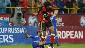 Krisis Bintang MU Berlanjut Usai Fellaini Cedera