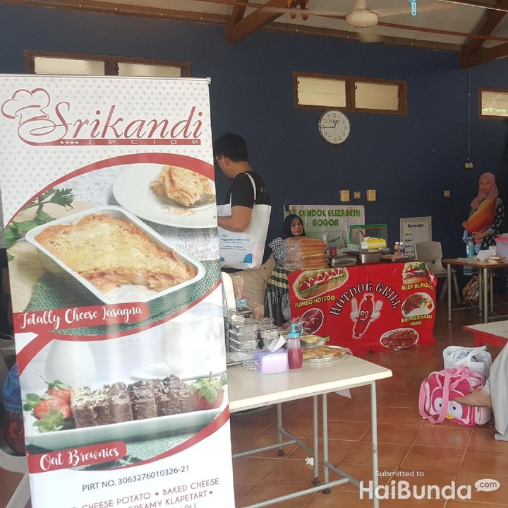 Sambil belanja juga aaah... Ada bazaarnya soalnya. (Foto: Amelia Sewaka)