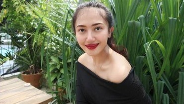 Suci Patia Kenang Perjuangan Hidup Saat Mendiang Gatot Brajamusti Dipenjara