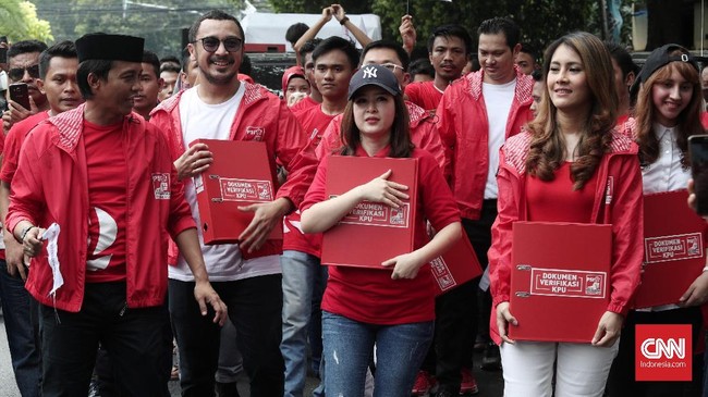 PKS memandang misi PSI menolak perda berlandaskan agama termasuk Perda Syariah dan Perda Injil, bertentangan dengan sila Ketuhanan Yang Maha Esa.