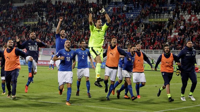 Dari 13 jatah play-off baru delapan yang terisi. Negara juara dunia empat kali hingga negara yang sedang dilanda konflik sudah mengisi jatah tersebut.