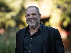 Predator Seks Harvey Weinstein Diisolasi di Penjara usai Positif Corona