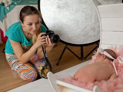 Begini Behind The Scene Pemotretan Bayi Baru Lahir