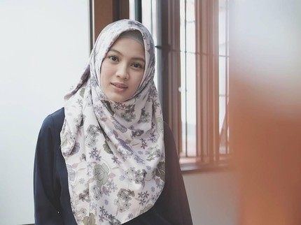 Terpopuler: Ibunda Alyssa Soebandono Gugat Cerai Suami - 5 Manfaat Kurma untuk Tenggorokan