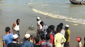 VIDEO: Kisah Rohingya yang Keluarganya Tewas saat Kapal Karam