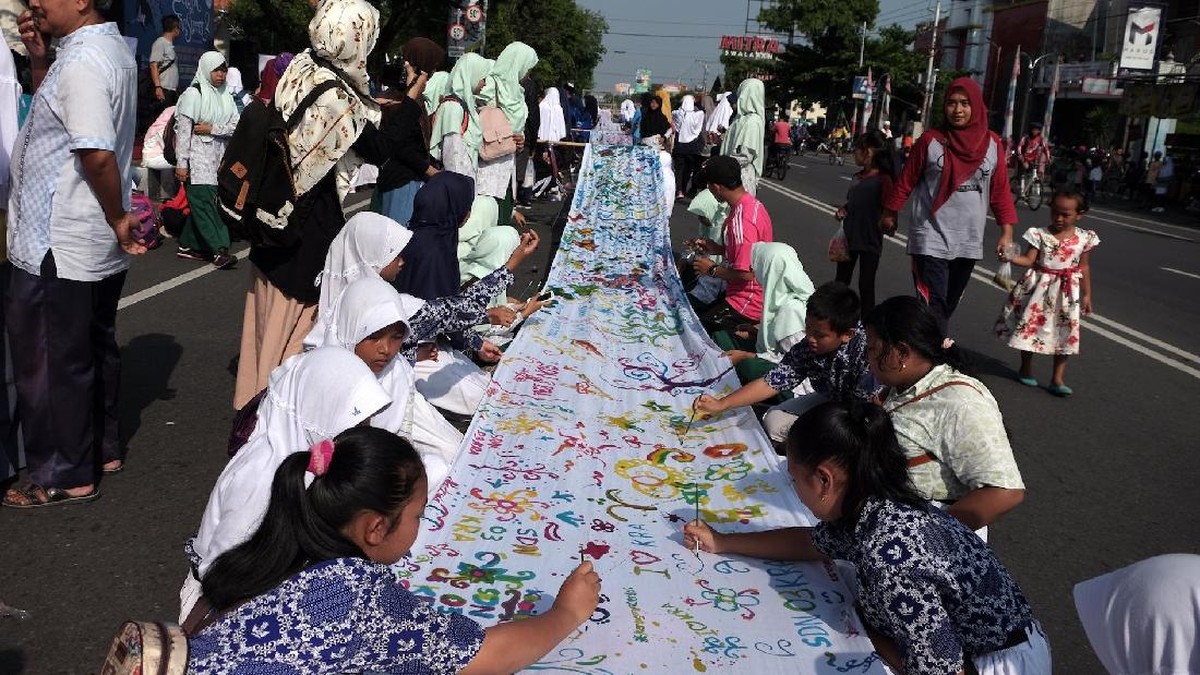 Ketika Batik 'Digelar' di Karanganyar